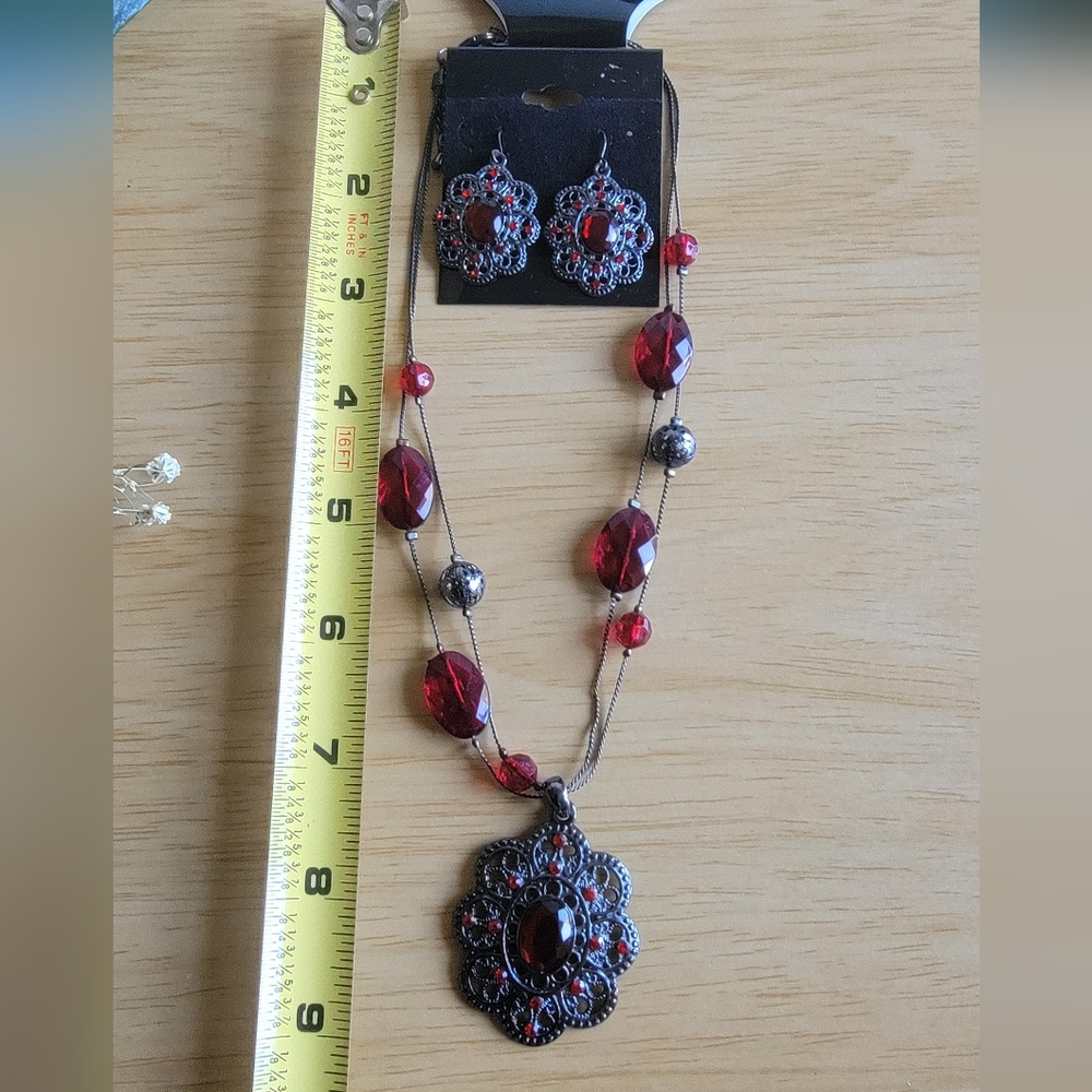 CATO Elegant Red and Black Rhinestone Necklace and Earring Set - Picture 5 of 5